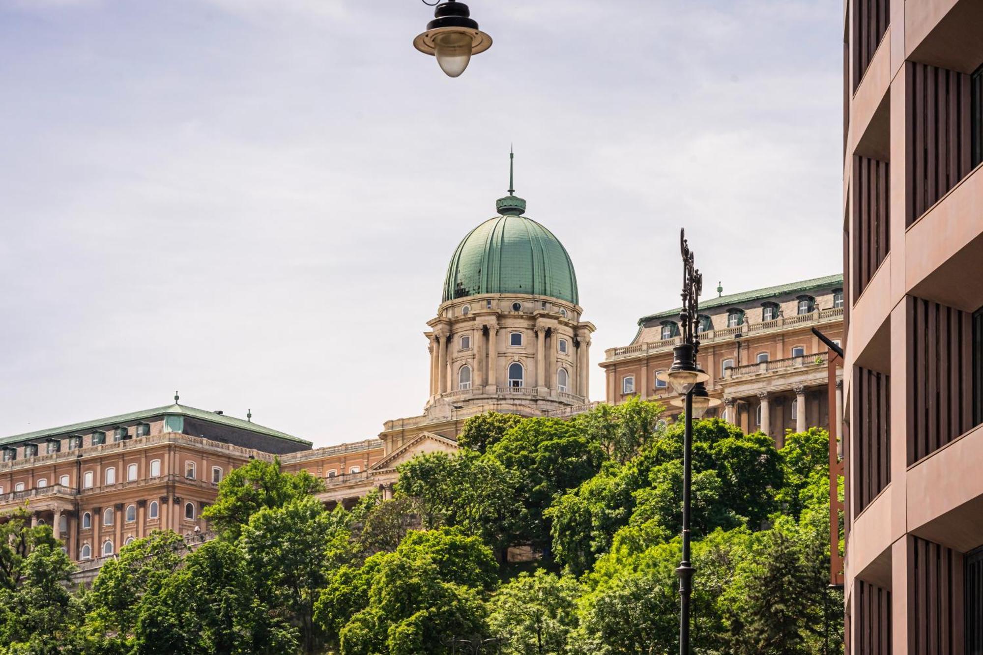 Elegant Escape By Buda Castle For Pleasure Seekers Budapeszt Zewnętrze zdjęcie